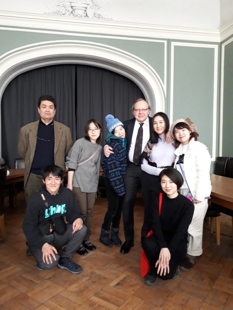 日 サンクトペテルブルク美術大学生間交流 日露青年交流センター 日 サンクトペテルブルク美術大学生間交流 日露青年交流センター